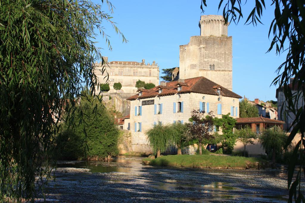 Hostellerie Les Griffons Bourdeilles Luaran gambar