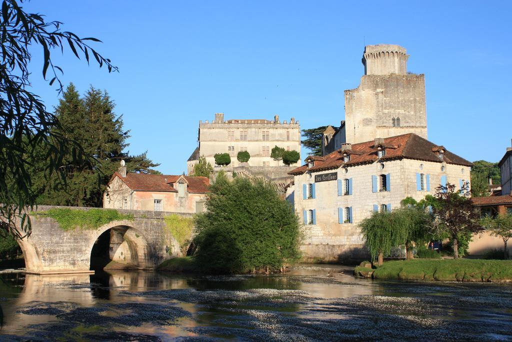 Hostellerie Les Griffons Bourdeilles Luaran gambar